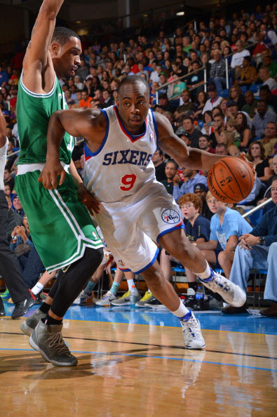 队内助攻王！奎克利因生病缺席对尼克斯的关键战（球队助攻王奎克利因病缺阵，无缘与尼克斯的关键之战）