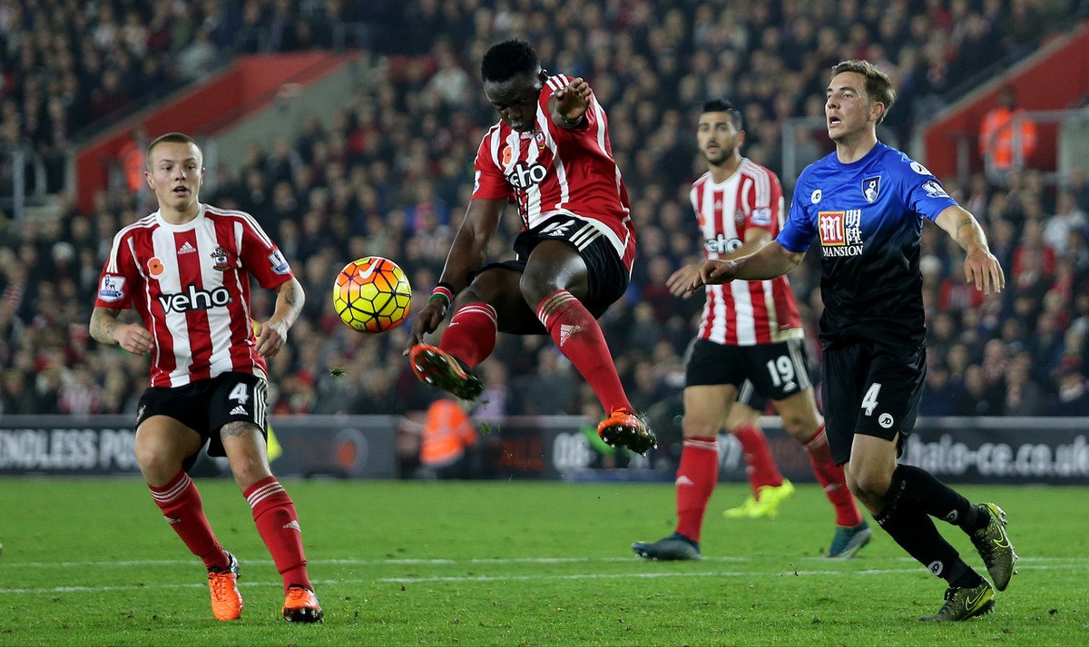 博主：杨瀚森相较赛季初有提高，但仍需理解什么样的动作合理（博主评杨瀚森：较季初进步明显，仍需强化对合理动作的理解）