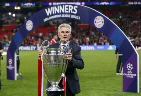 路人称是其拳迷&请喝奶茶 朱芳雨回应时玩梗：奶茶我只喝萨姆纳（路人自称其“拳迷”欲请喝奶茶，朱芳雨幽默回怼：奶茶只喝萨姆纳）