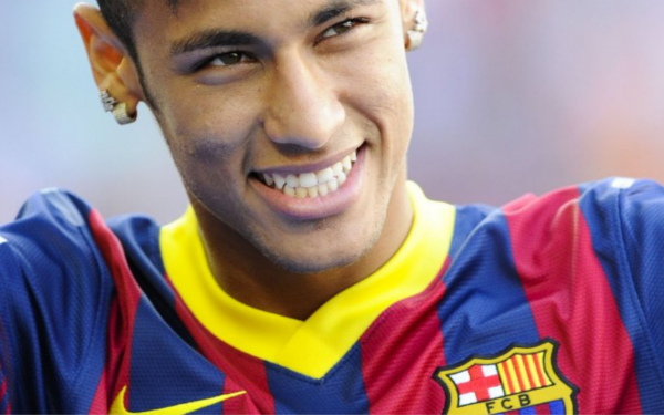 马尔卡宁肘击克里斯蒂被升级为一级恶犯，爵士单节犯规上双（马尔卡宁肘击克里斯蒂被判一级恶意犯规，爵士单节团队犯规上双）