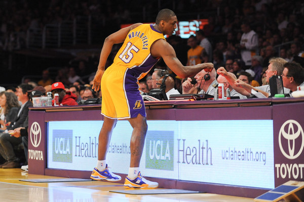 小蜜蜂主帅：对阵曼城会很艰难，若晋级对俱乐部意义重大（布伦特福德主帅：迎战曼城将十分艰难，若能晋级对俱乐部意义非凡）