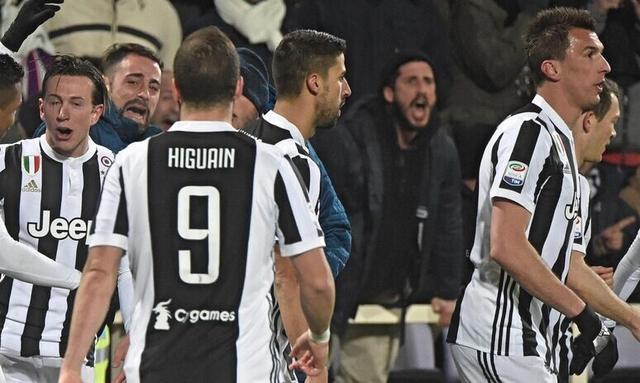 足球位置选择全指南（足球各位置选择一览）