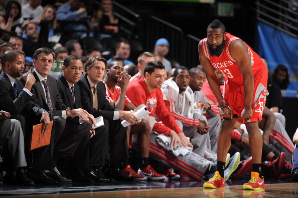 法官贾奇季后赛11安7得分，表现位列前八（贾奇季后赛斩获11支安打7次得分，综合表现跻身前八）