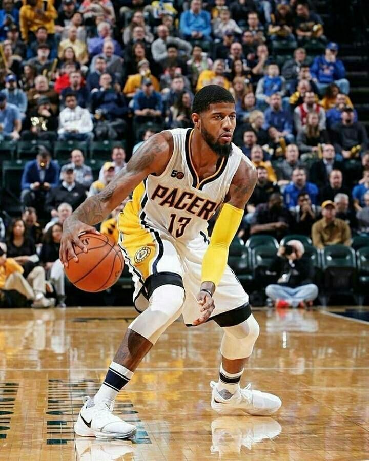 赛季最佳一战？庞峥麟半场弹无虚发 7中7&三分2中2怒轰21分！（赛季之巅？庞峥麟半场神准：7投7中、三分2投2中狂砍21分）